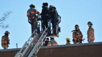 1 dead after planes collide above shopping centre on Montreal's South Shore