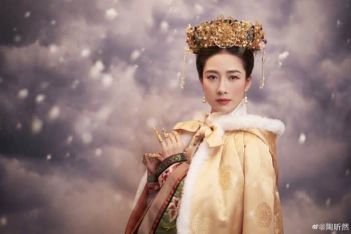 The actress is most known as An Lingrong from 'Legend of Zhen Huan'