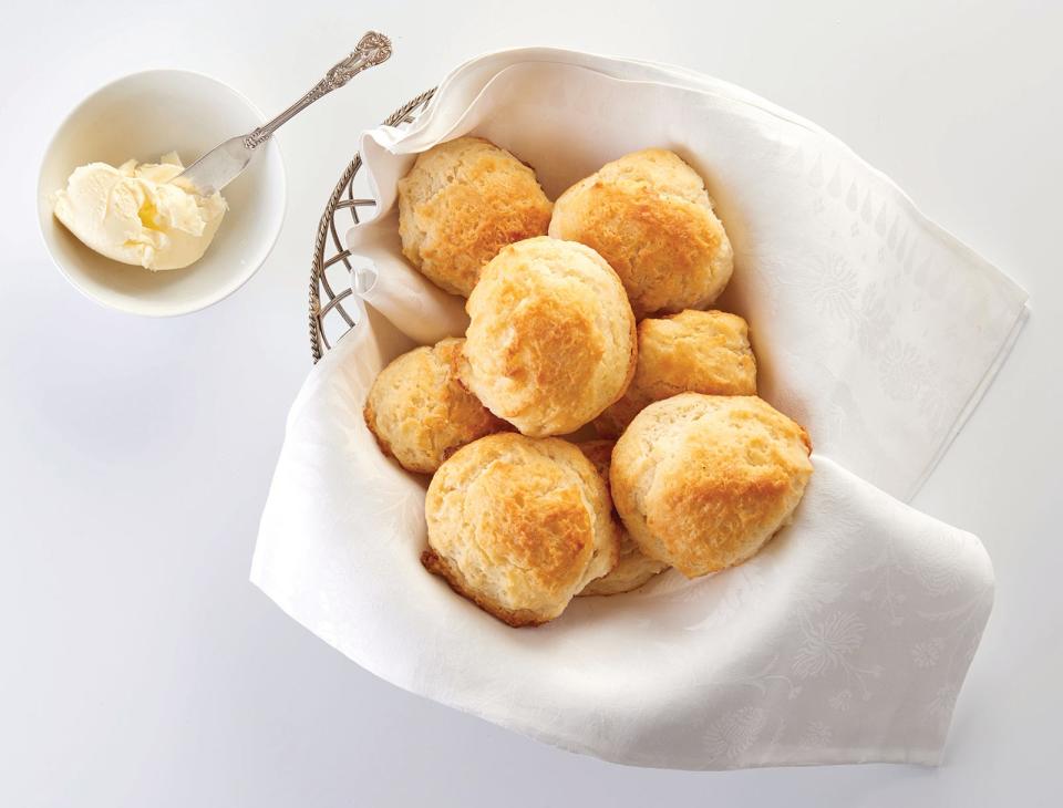 The cookbook "Secrets of a Tastemaker" includes the biscuit recipe from Copeland's, the second restaurant from Popeyes founder Al Copeland. The Copeland's biscuit is similar to the biscuit still served at Popeyes.