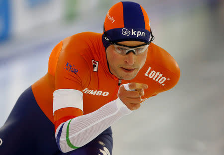 FILE PHOTO: Speed Skating - Men's 10000 meters - ISU European Speed Skating Championships All Round - Heerenveen, the Netherlands - 8/1/17Ê Sven Kramer of the Netherlands skates. REUTERS/Michael Kooren/File Photo