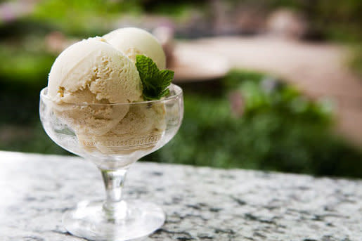 <strong>Get the <a href="http://www.simplyrecipes.com/recipes/mint_julep_ice_cream/" target="_blank">Mint Julep Ice Cream recipe</a> from Simply Recipes</strong>
