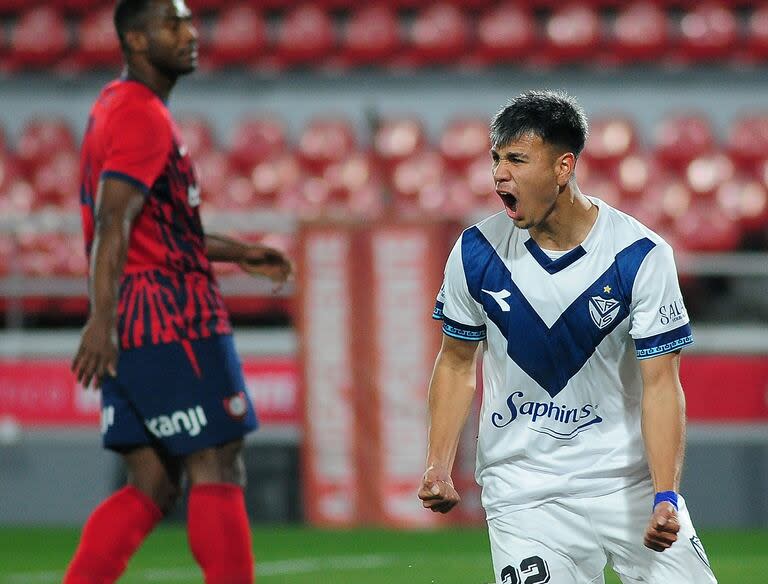 Chrstian Ordóñez grita con alma y vida; tiene 20 años y juega en el círculo central, pero anotó el primer, y muy lindo, gol de Vélez contra San Lorenzo por la Copa Argentina.