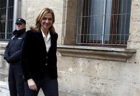 Spain's Princess Cristina, daughter of King Juan Carlos, arrives at a courthouse to testify before judge Jose Castro over tax fraud and money-laundering charges in Palma de Mallorca February 8, 2014. REUTERS/Paul Hanna