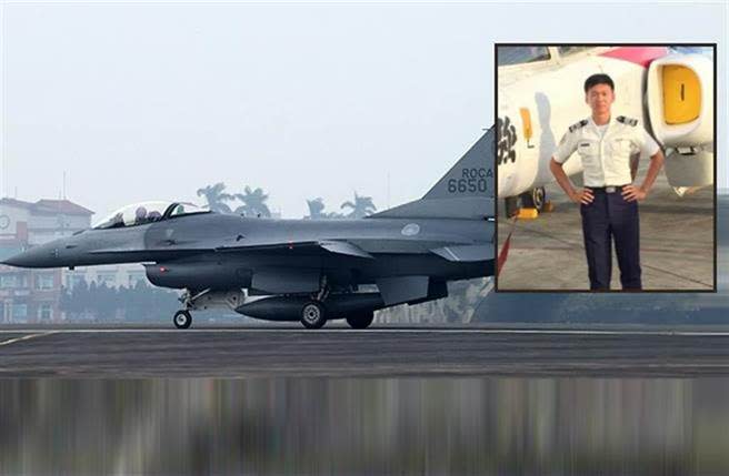 F-16V墜海，目前傳找到飛行官陳奕疑似屍塊。（圖／本報資料照）