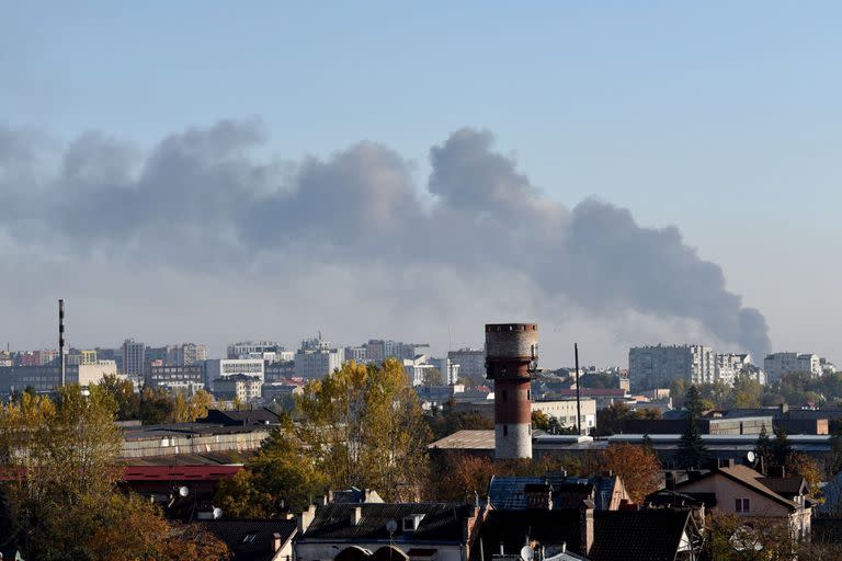 Rusia ha atacado Lviv en otras oportunidades. (Photo by Yuriy DYACHYSHYN / AFP)