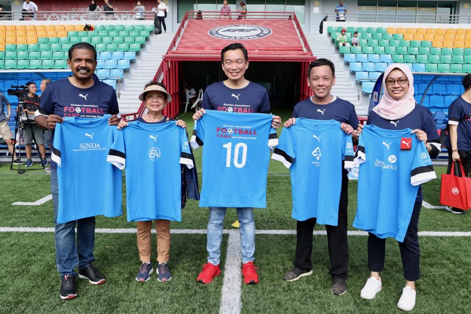 The inaugural EA Football Camp, with guest-of-honour Eric Chua (centre), Senior Parliamentary Secretary for the Ministry of Culture, Community and Youth. (PHOTO: Eurasian Association)