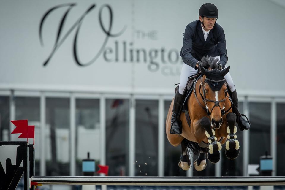 Beat Mandli atop Dsarie owned by Grand Road Partners during the 2024 Winter Equestrian Festival at Palm Beach International Equestrian Centers in Wellington.
