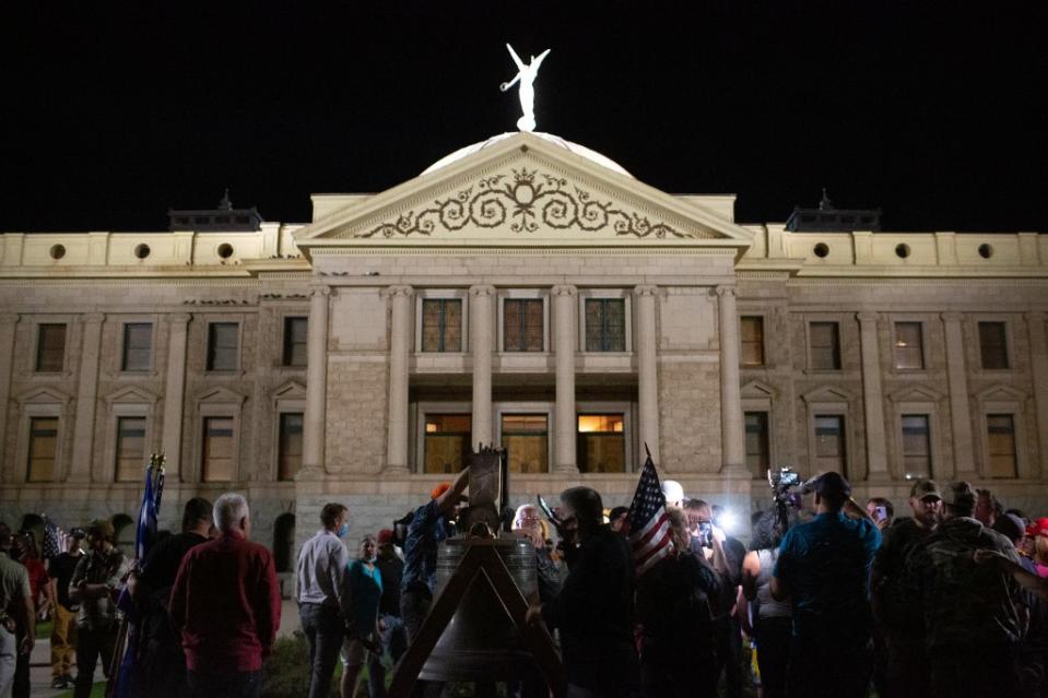 Paradox: An anderen Orten protestierten Trump-Anhänger für eine Auszählung aller Stimmen. So geschehen etwa hier in Arizona, wo Biden in Führung ging.