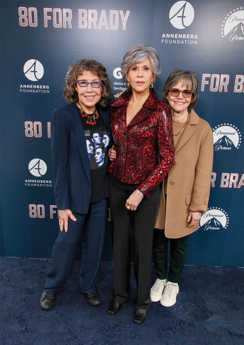 From left Lily Tomlin, Jane Fonda and Sally Field at the community center.