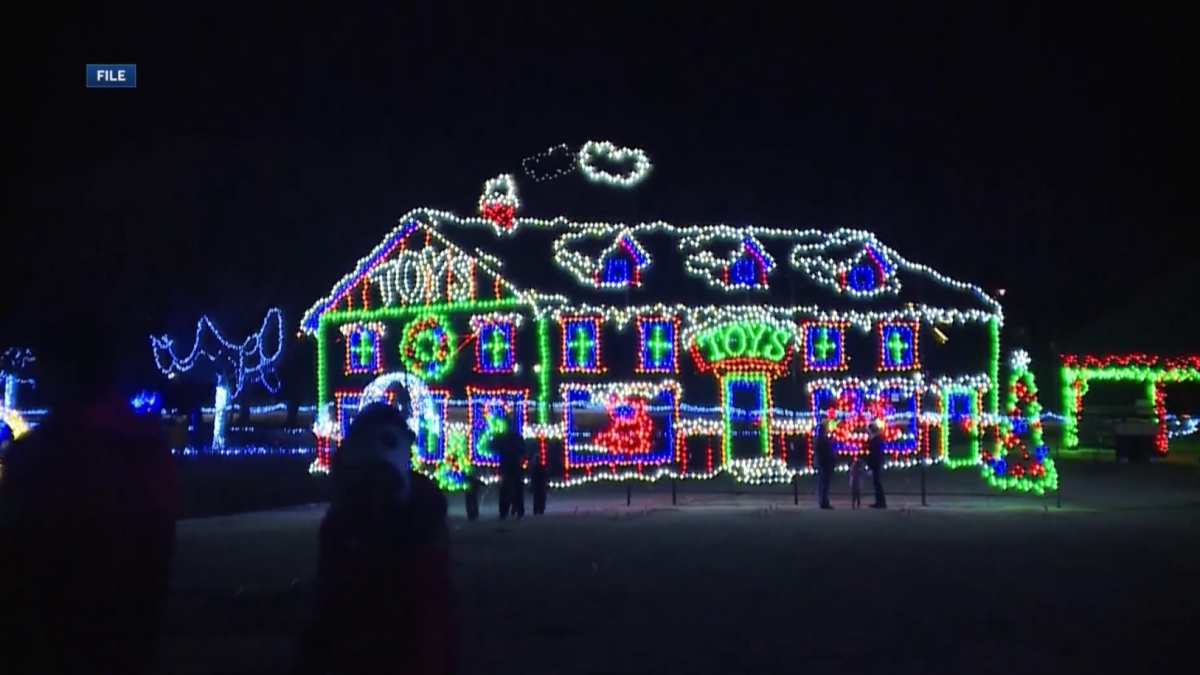 Light displays to enjoy in Oklahoma as Christmas nears