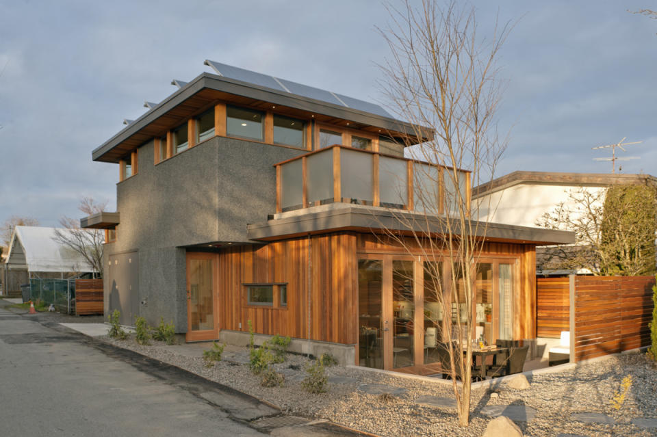 E. 57th Avenue and Vivian Street solar-powered lane house in Vancouver, B.C.