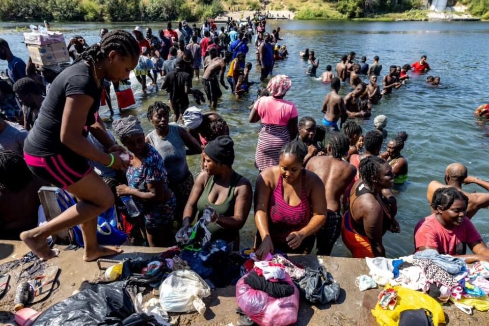 Migrants Del Rio Texas thegrio.com