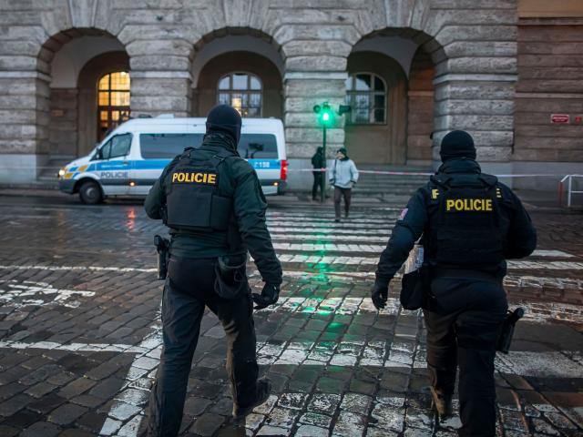 MoD: 4 Czech citizens detained for shooting near Poliçan tunnels