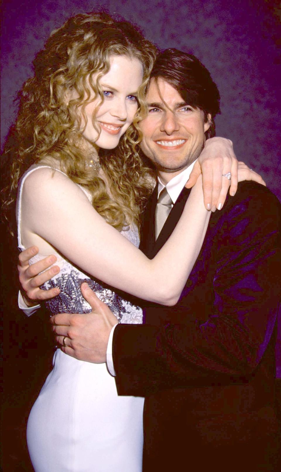 Nicole Kidman & Tom Cruise Attending The Writers Guild Award Show - Beverly Hills, CA, United States - 1998 (Nicole Kidman-Tom Cruise 1) Photo by: Ron Wolfson/Courtesy Everett Collection