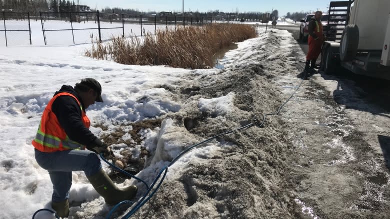 Rocky View County crews fight to keep floods in check after heavy snowfalls