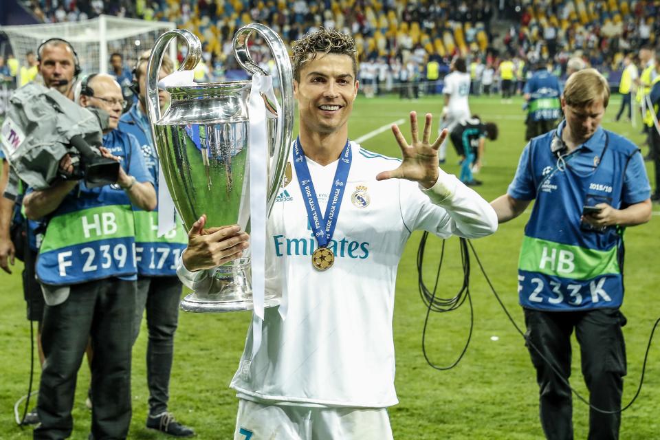 Cristiano Ronaldo consiguió con el Real Madrid el trofeo de la Liga de Campeones de la UEFA de 2018. (Foto: VI Images a través de Getty Images)