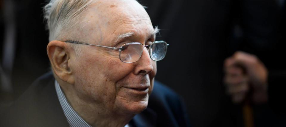 'The stupidest investment I ever saw': Charlie Munger trashes 2 popular investment trends — here's what Warren Buffett's business partner prefers instead