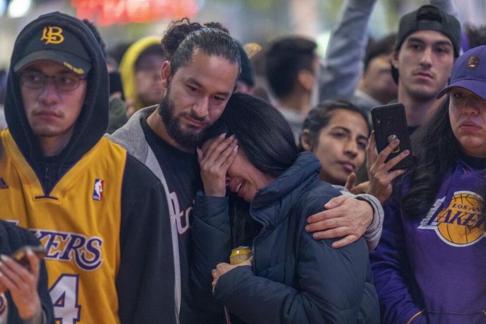 Fans react to Kobe Bryant's death | David McNew/Getty