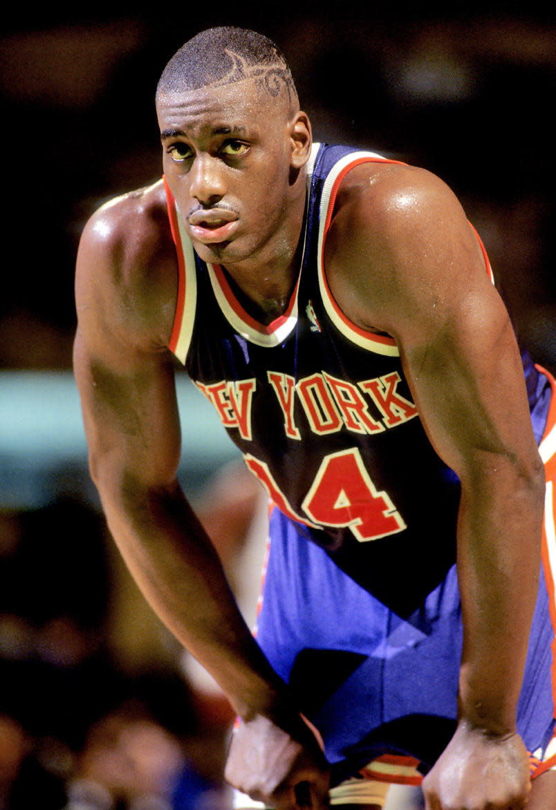 Anthony Mason Signed New York Knicks 8x10 Photo BECKETT BAS