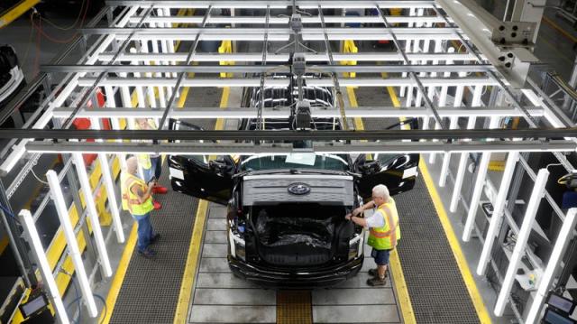 Ford Restarts Expanded Rouge Electric Vehicle Center; F-150 Lightning  Production Capacity Tripled by this Fall