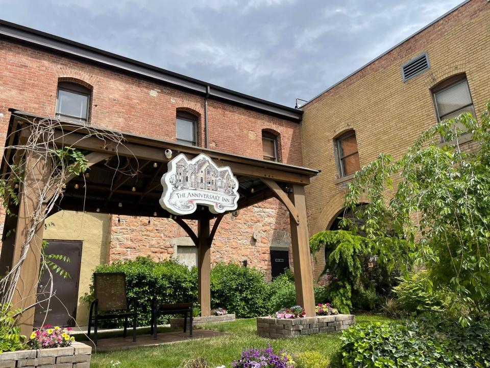 The exterior of the Anniversary Inn.