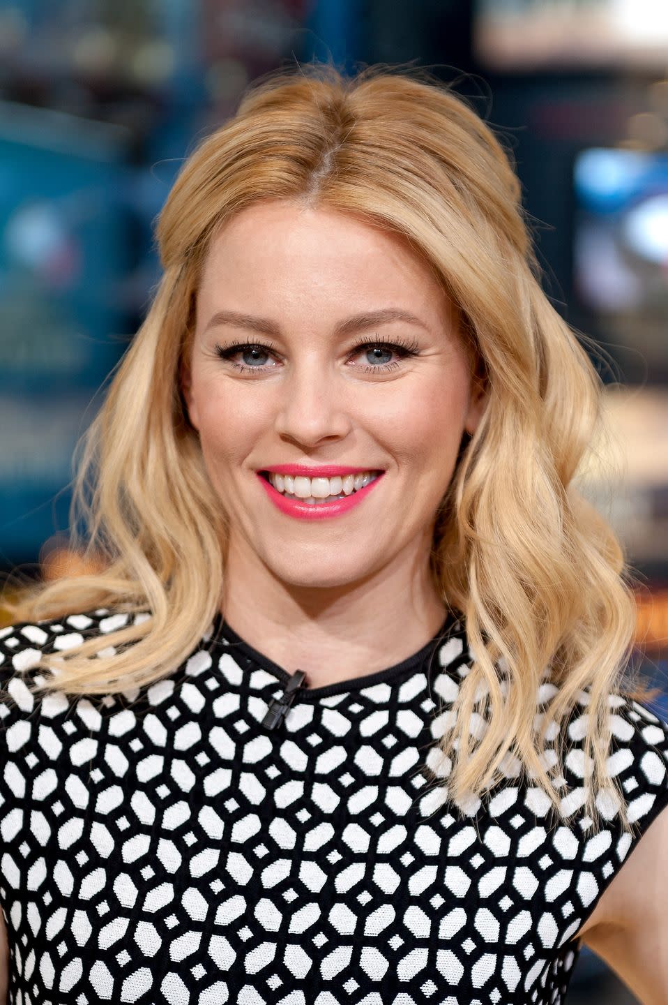 Elizabeth Banks: Delta Delta Delta (ΔΔΔ)