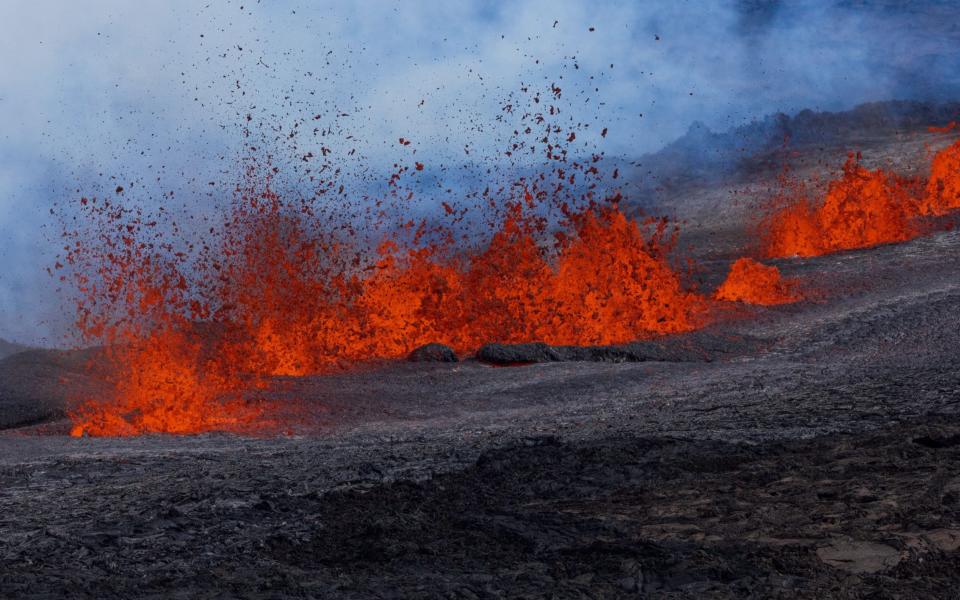 Volcano - BRUCE OMORI/PARADISE HELICOPTERS/EPA-EFE/Shutterstock