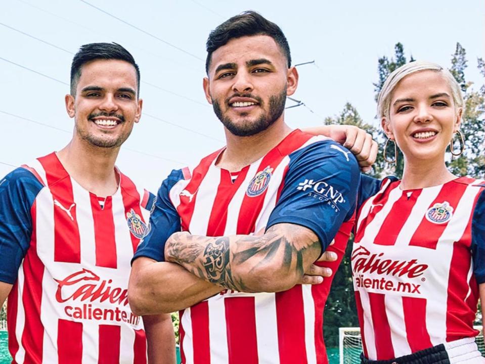 Sin refuerzos y con la afición enojada con la institución, así comenzará el “Rebaño Sagrado” el Apertura 2021.  (Twitter/@Chivas)