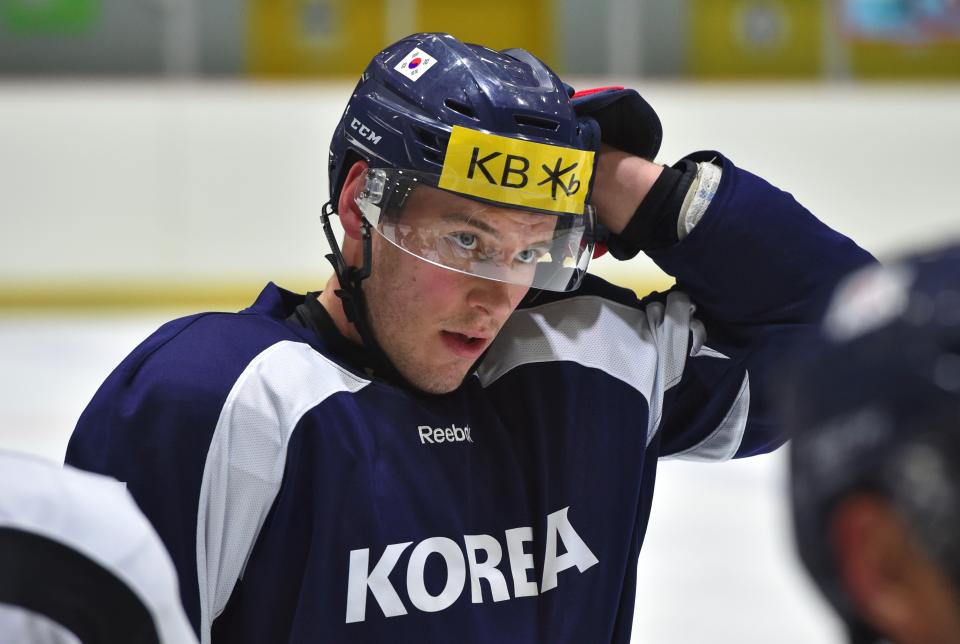 <p>Mike Testwuide (Vail, CO), South Korea, Ice hockey </p>