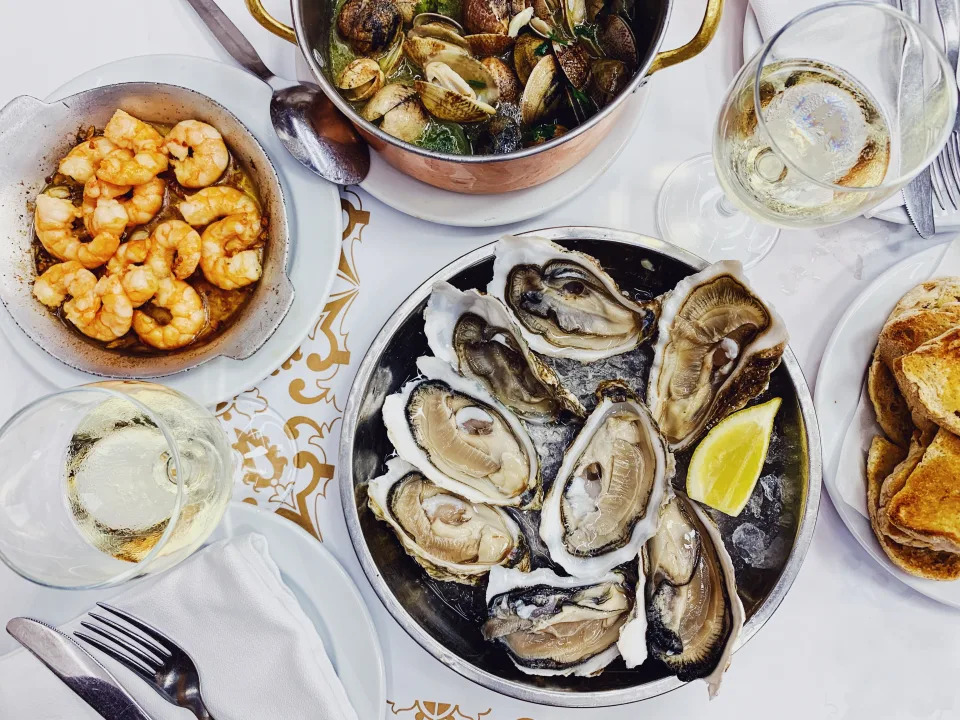 不能二次加熱的食物：海鮮類（示意圖/Getty Image）