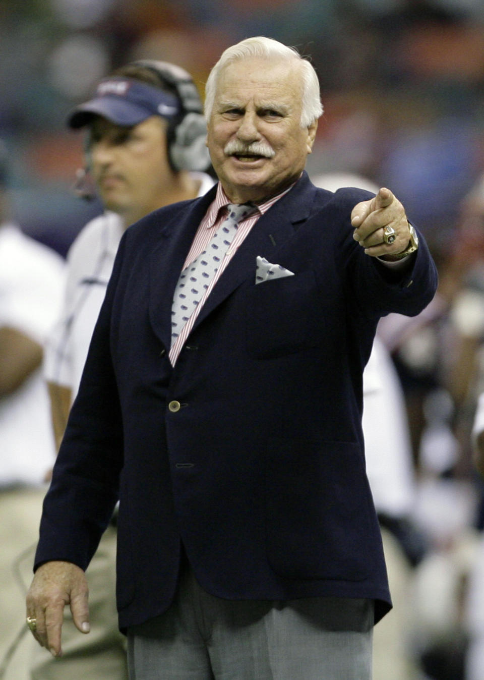 <p>Schnellenberger was the architect of Miami’s rise in the early 1980s as the Hurricanes went 11-1 in 1983 and were declared national champions. He coached at four schools but was most successful with the Hurricanes, compiling a 41-16 record in five seasons.</p> 