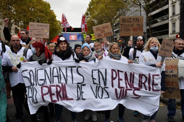 A la manifestation des personnels des urgences, jeudi, à Paris.