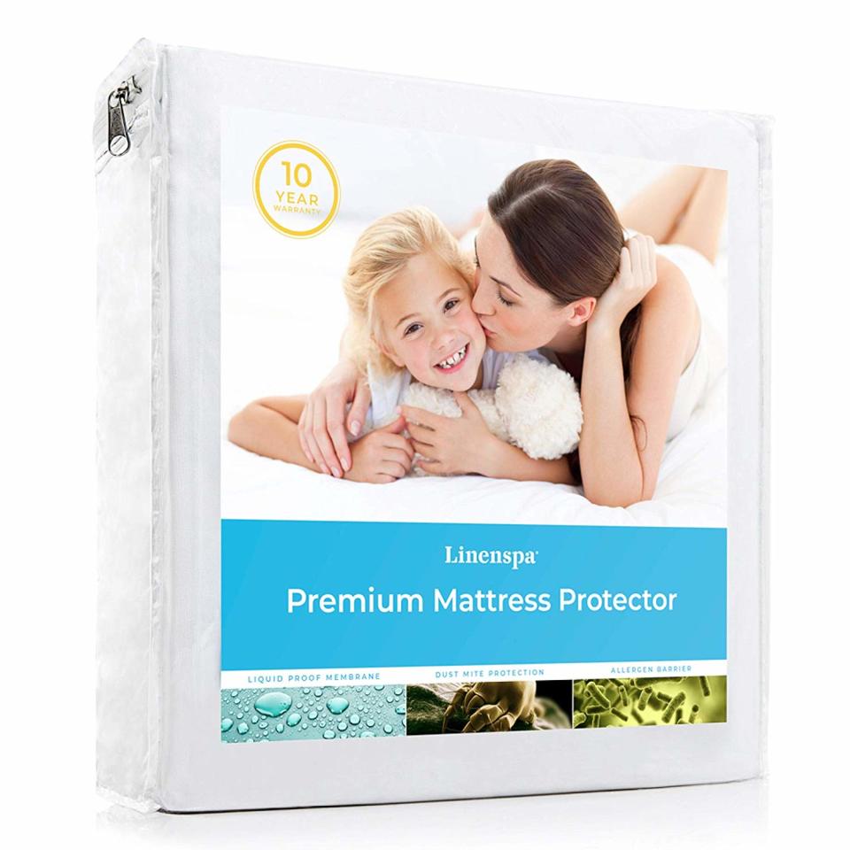 <span>Linenspa Mattress Protector</span> (Photo: Amazon)