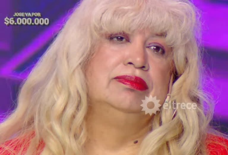 Viviana participó de Los 8 escalones y sorprendió a todos con un pedido en plena competencia (Foto: Captura de TV / eltrece)