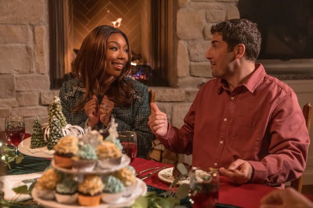 Brandy and Jason Biggs in Best. Christmas. Ever!