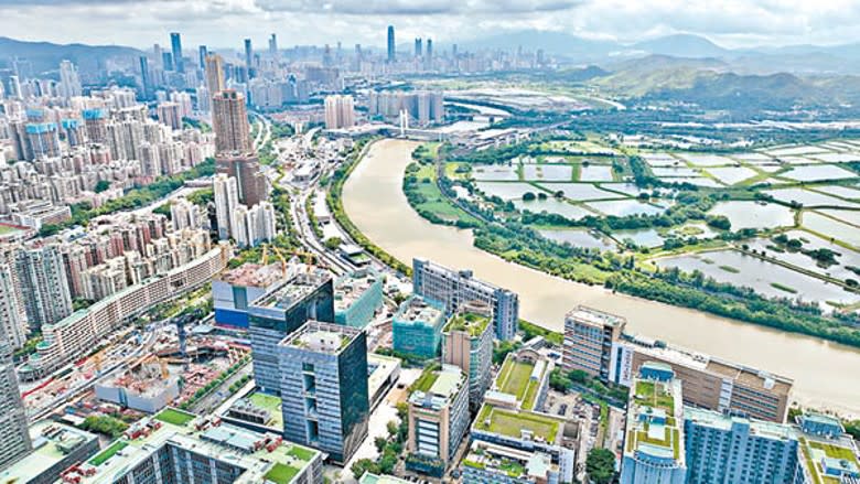 深圳甲級寫字樓空置率已升至24.5%，遠高於「北上廣」。