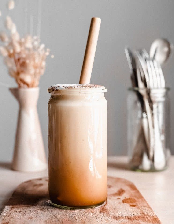 Latte glacé au lait d'avoine