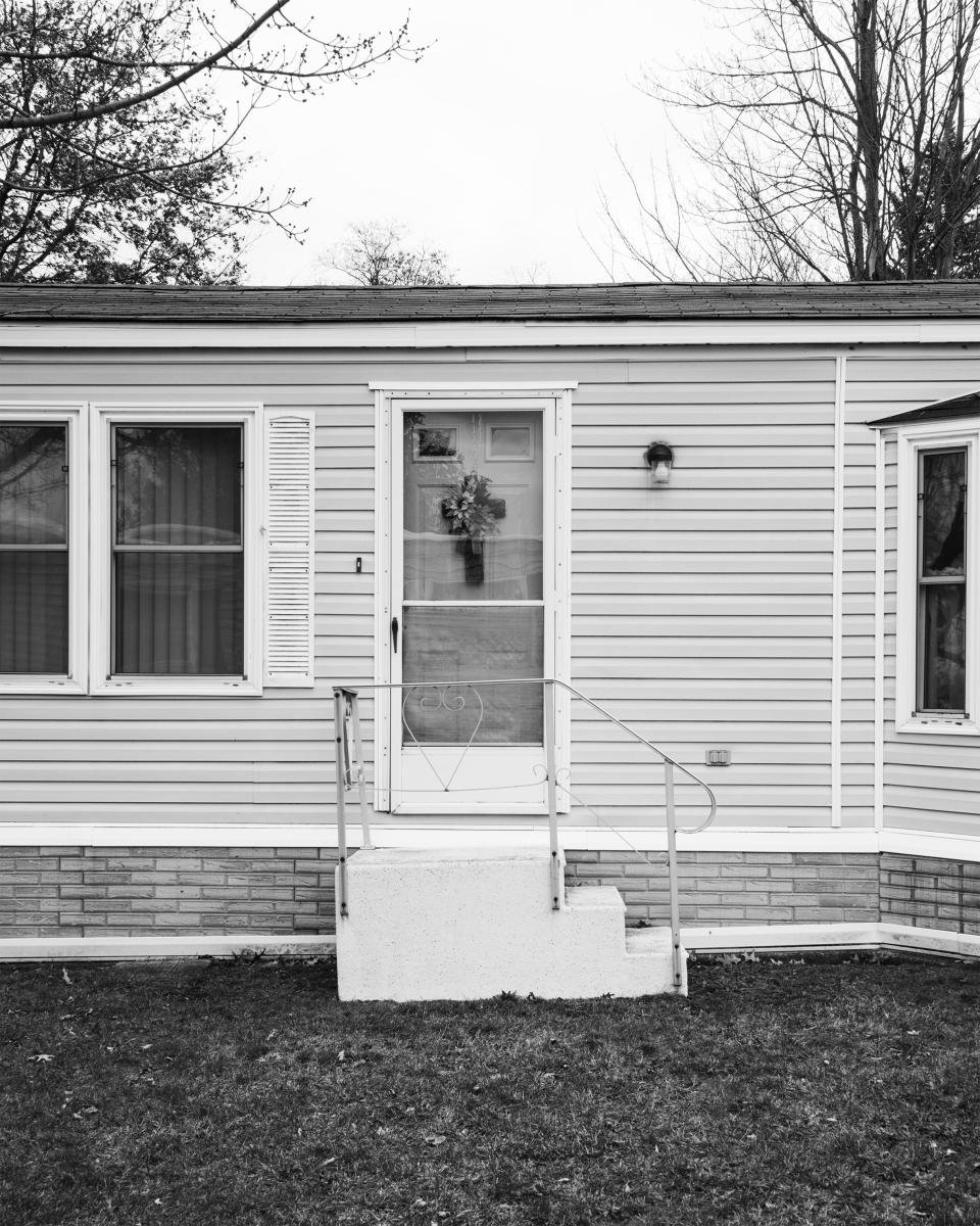 An exterior of a home in the Akron Manufactured Home Community