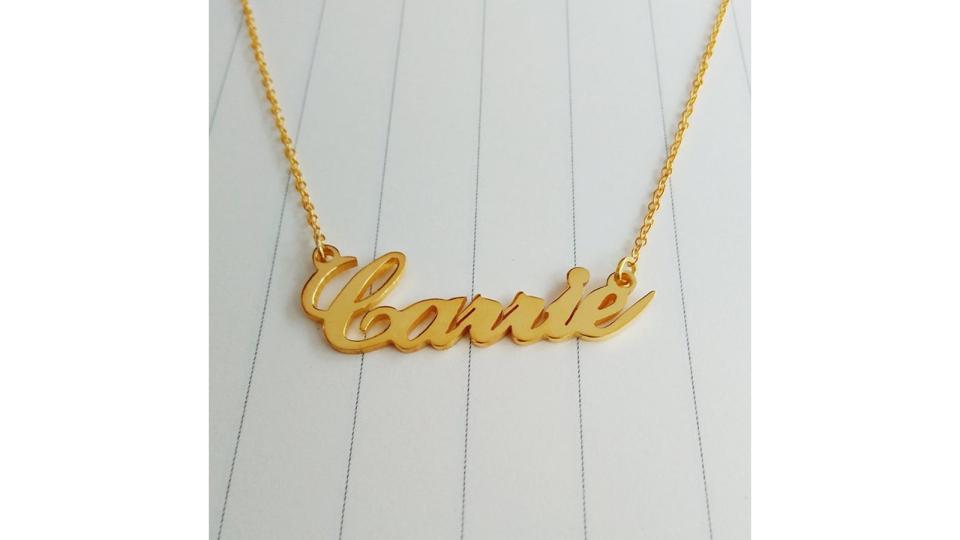 Custom Carrie Name Necklace. (Image via Etsy)