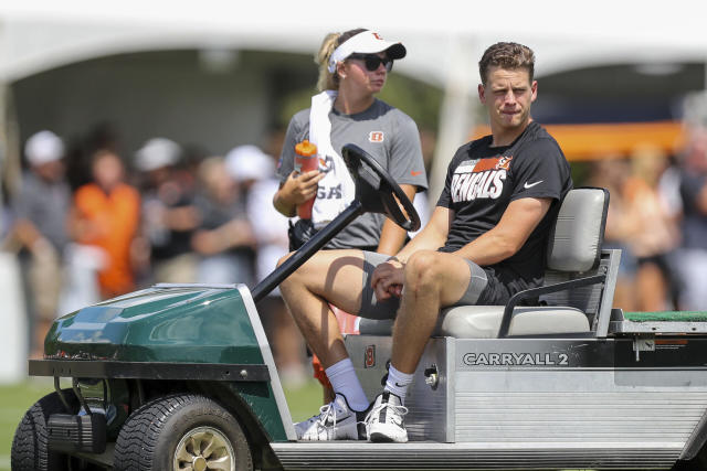 Joe Burrow did some light throwing at Bengals training camp