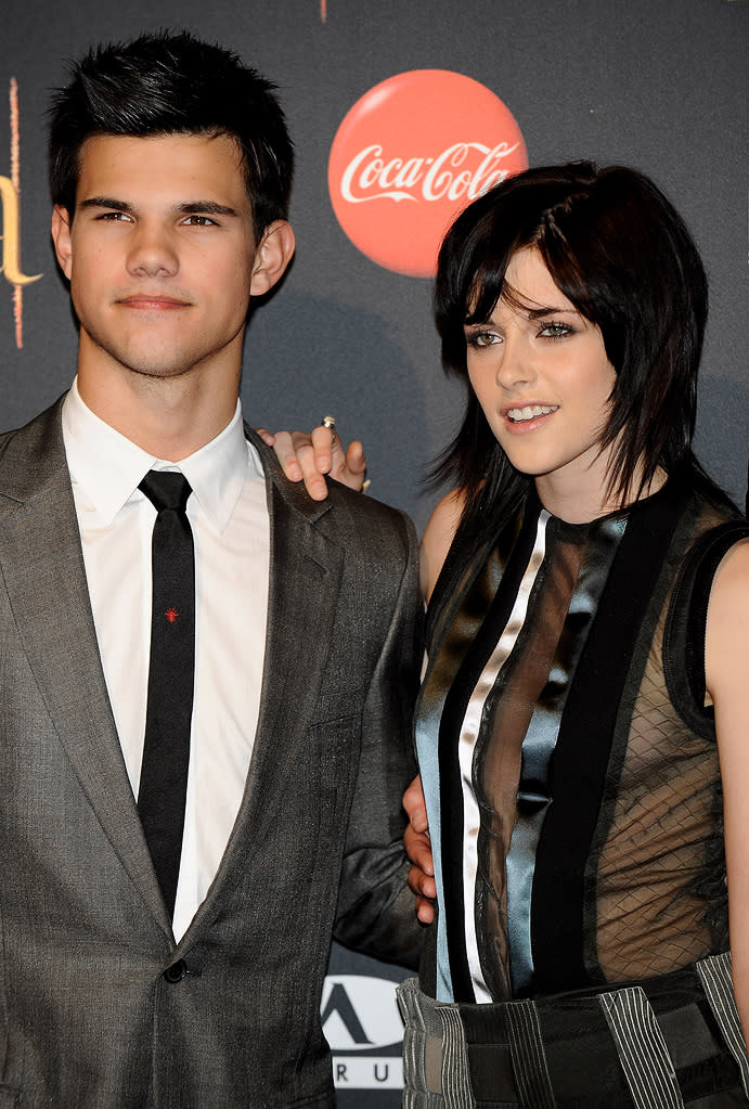 Twilight Saga New Moon Press Tour 2009 Taylor Lautner Kristen Stewart