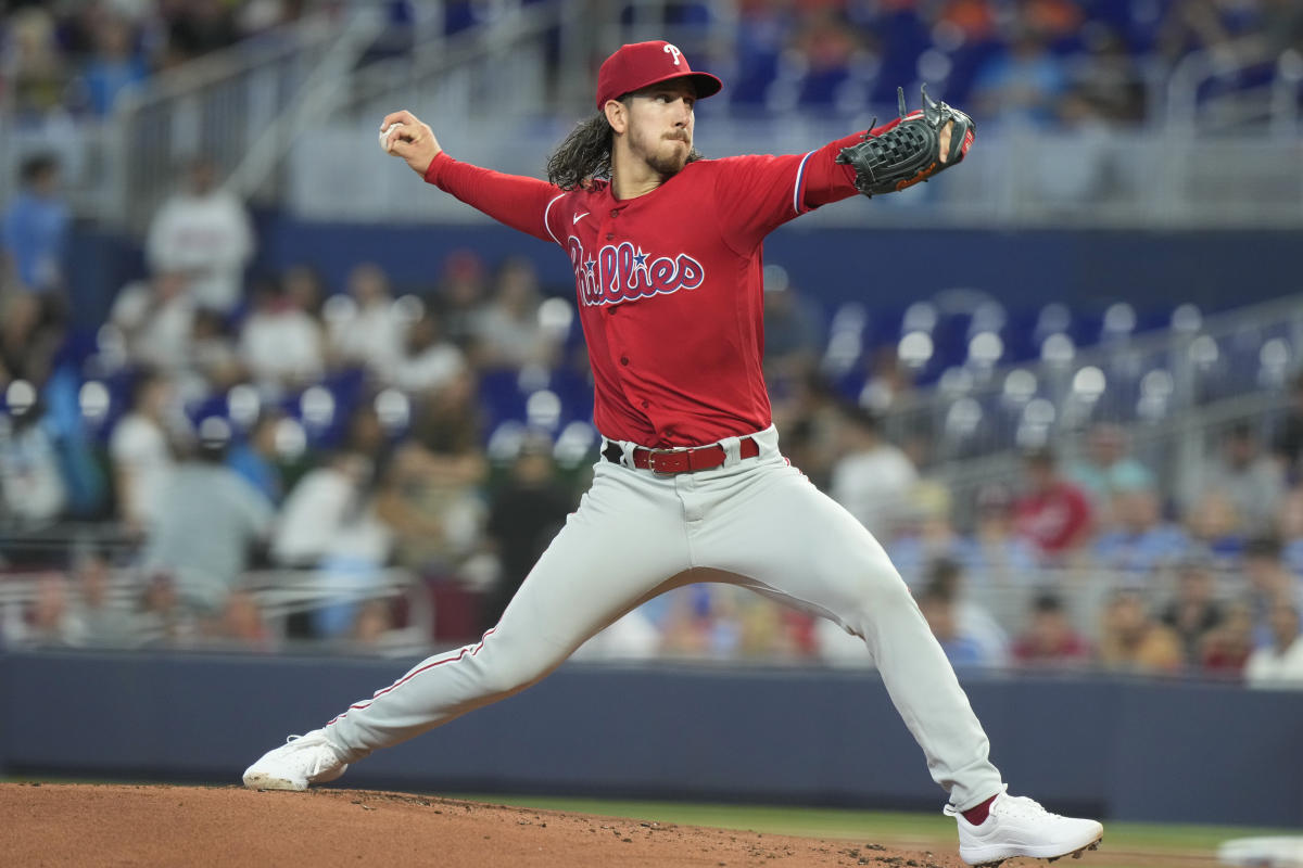 Lorenzen shuts down the Marlins in his Phillies debut. Realmuto