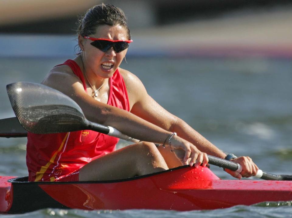 Beatriz Manchón en los Jurgo Olímpicos de Atenas 2004 (AP Photo/Armando Franca)