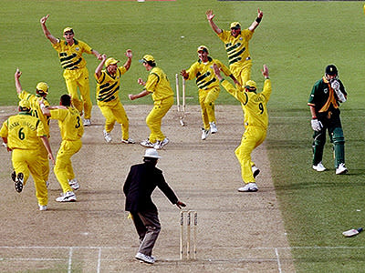 This picture gives every Australian cricket fan goosebumps. The 50-over game may be struggling with the invent and push of Twenty20 but every four years it is thrust back into the spotlight. Even more so in 2015 with Australia and New Zealand co-hosting the event. Australia are second in the ODI rankings and will likely go deep into the tournament. They will probably even start favourites. We can only hope there is a repeat of the drama exhibited in the picture above, the 2nd semi-final of the 1999 World Cup against South Africa. What a game. What a tournament.