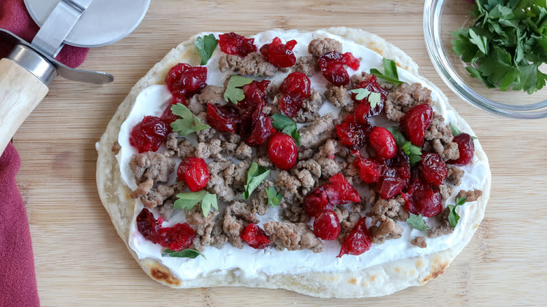 flatbread with turkey and cranberries