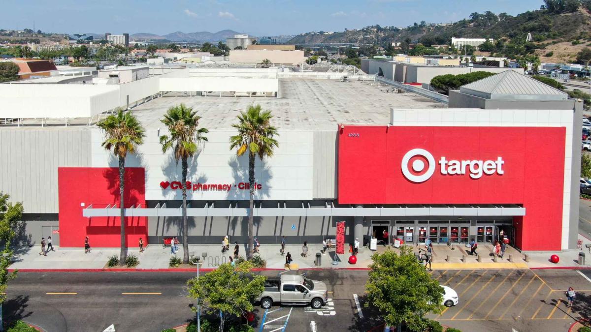 10 Secrets to Saving Money for the Target Obsessed