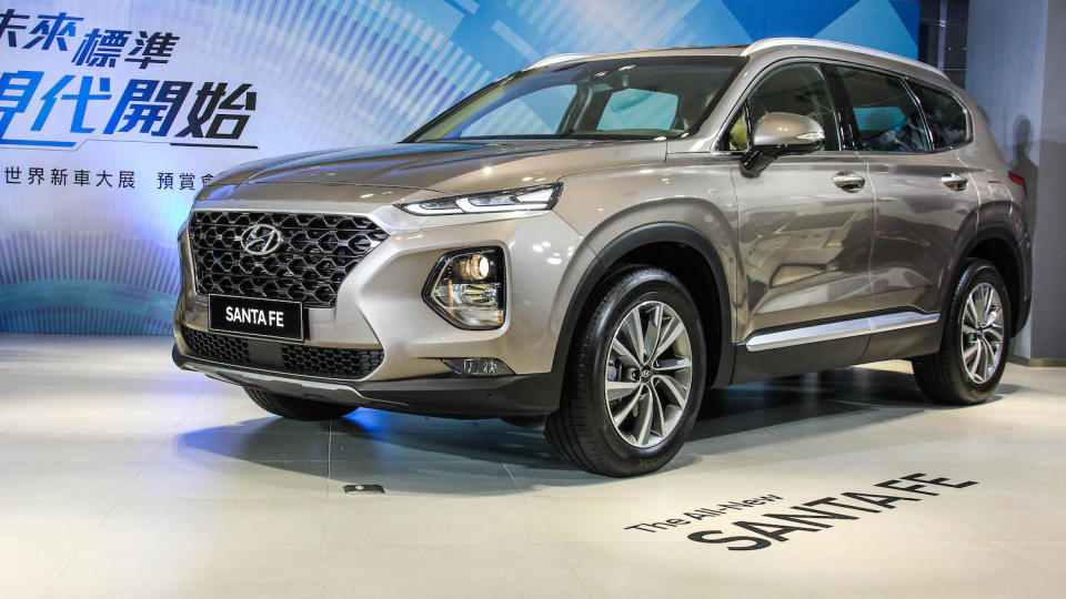 Hyundai 全新進口 Santa Fe 135 萬起預售開跑，休旅家族齊聚世界新車大展