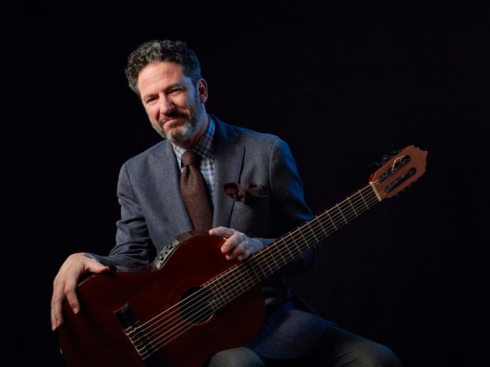 Jazz guitarist and vocalist John Pizzarelli will perform for Music Worcester.