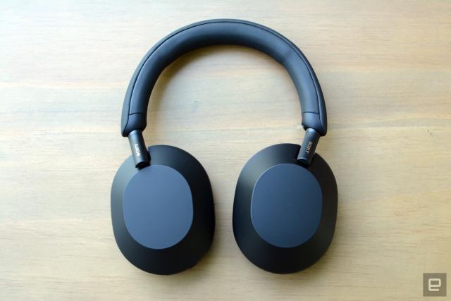 Sony WH-1000XM5 Wireless Over-The-Ear Headphones Reviewed - Future  Audiophile Magazine