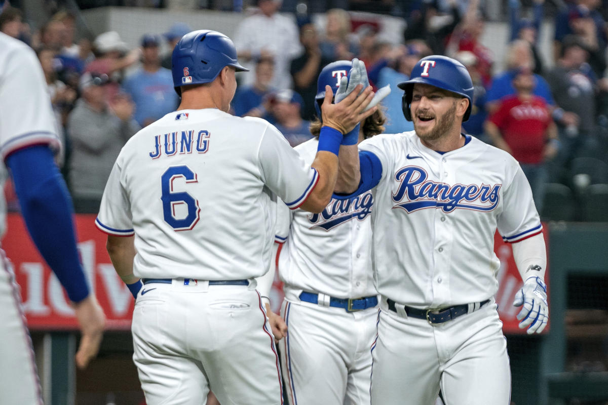 Attack hitters, all the time': Ranger Suárez's improbable, decade-long  journey from $25,000 signee to Phillies closer - The Athletic